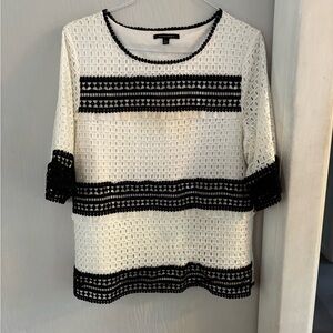 Women’s XL Banana Republic Black and White Crochet Top